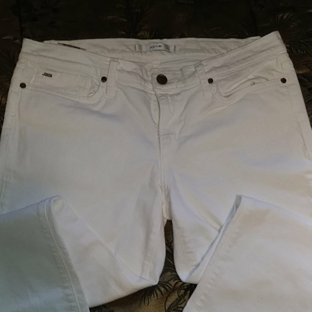 Woman's jeans